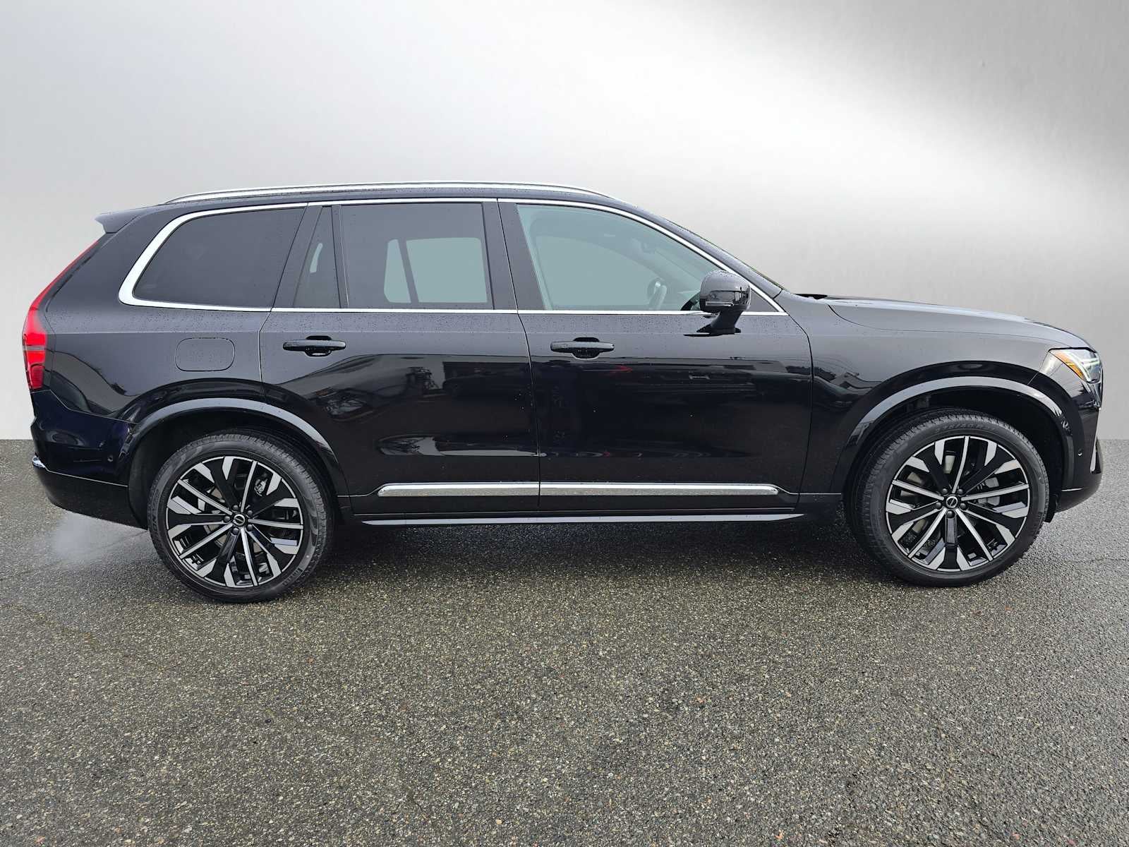 2026 Volvo XC90 Plug-In Hybrid Plus