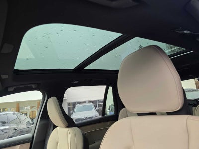 2026 Volvo XC90 Plug-In Hybrid Plus