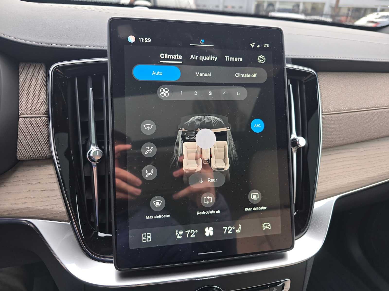 2026 Volvo XC90 Plug-In Hybrid Plus