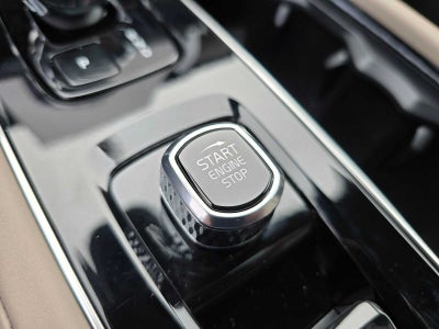 2026 Volvo XC90 Plug-In Hybrid Plus