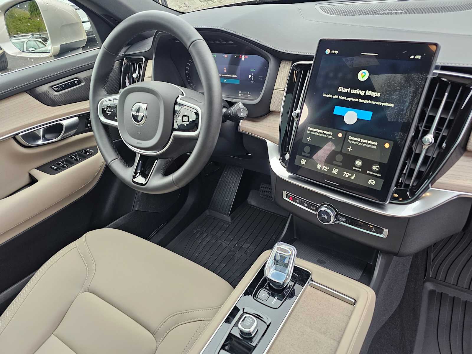 2026 Volvo XC90 Plug-In Hybrid Plus