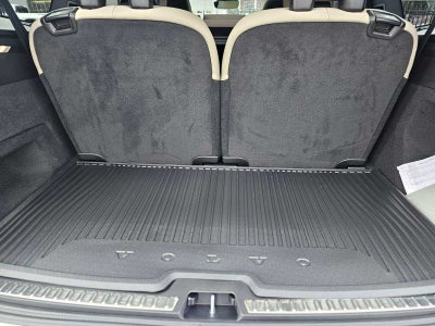 2026 Volvo XC90 Plug-In Hybrid Plus