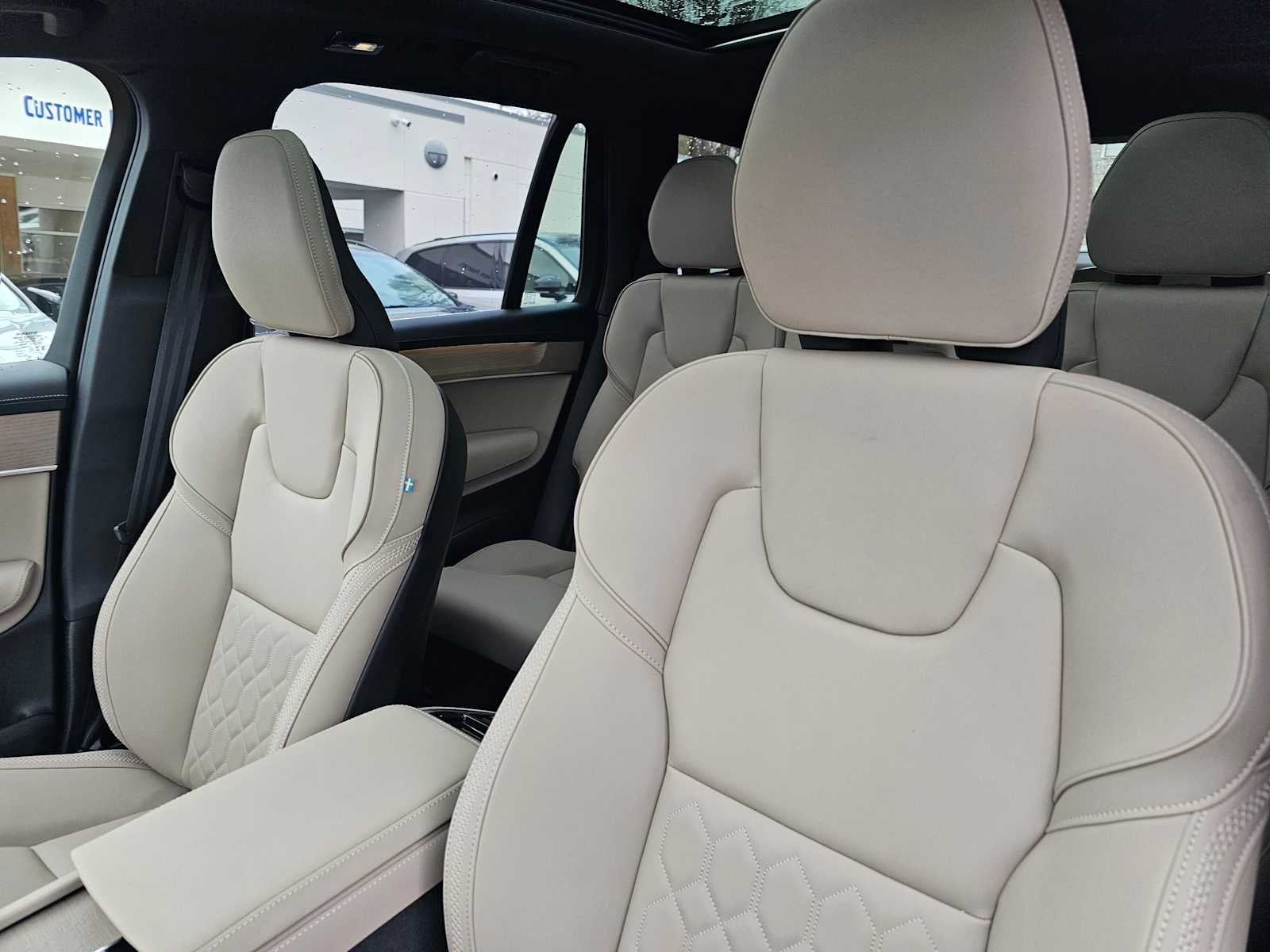 2026 Volvo XC90 Plug-In Hybrid Plus