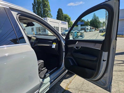 2026 Volvo XC90 Plug-In Hybrid Plus