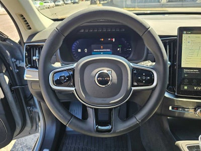 2026 Volvo XC90 Plug-In Hybrid Plus