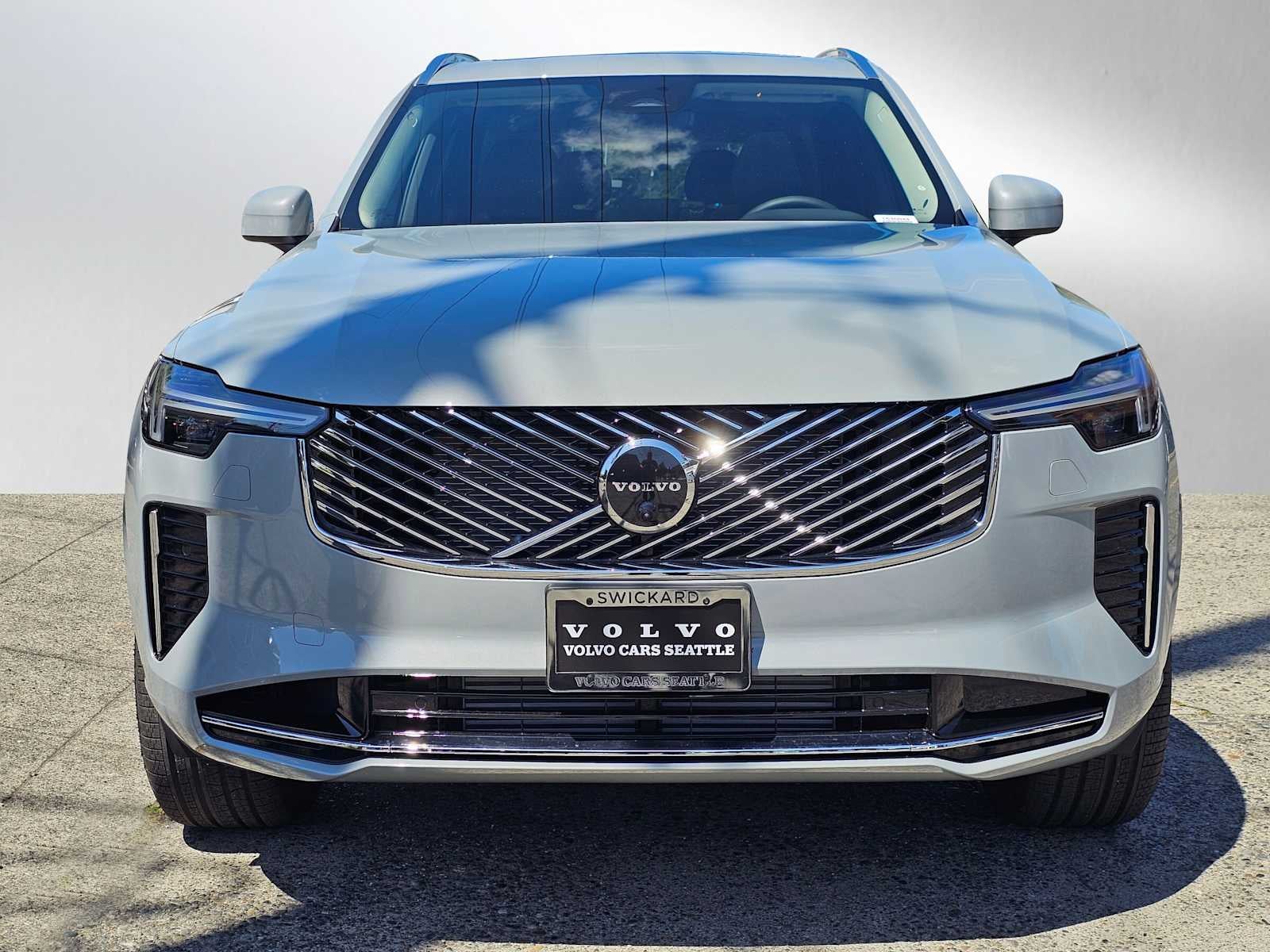 2026 Volvo XC90 Plug-In Hybrid Plus