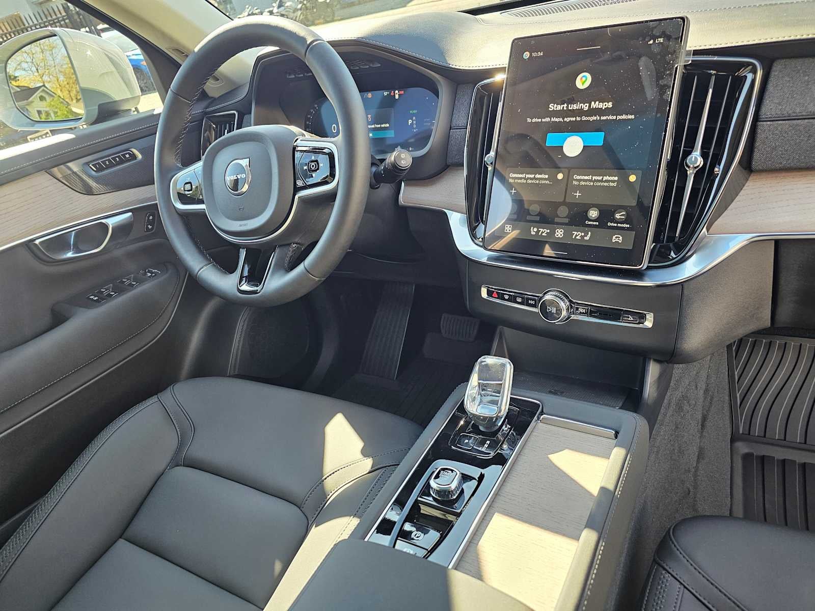 2026 Volvo XC90 Plug-In Hybrid Plus
