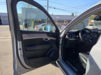 2026 Volvo XC90 Plug-In Hybrid Plus