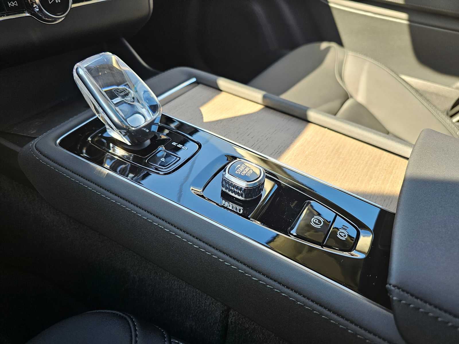 2026 Volvo XC90 Plug-In Hybrid Plus