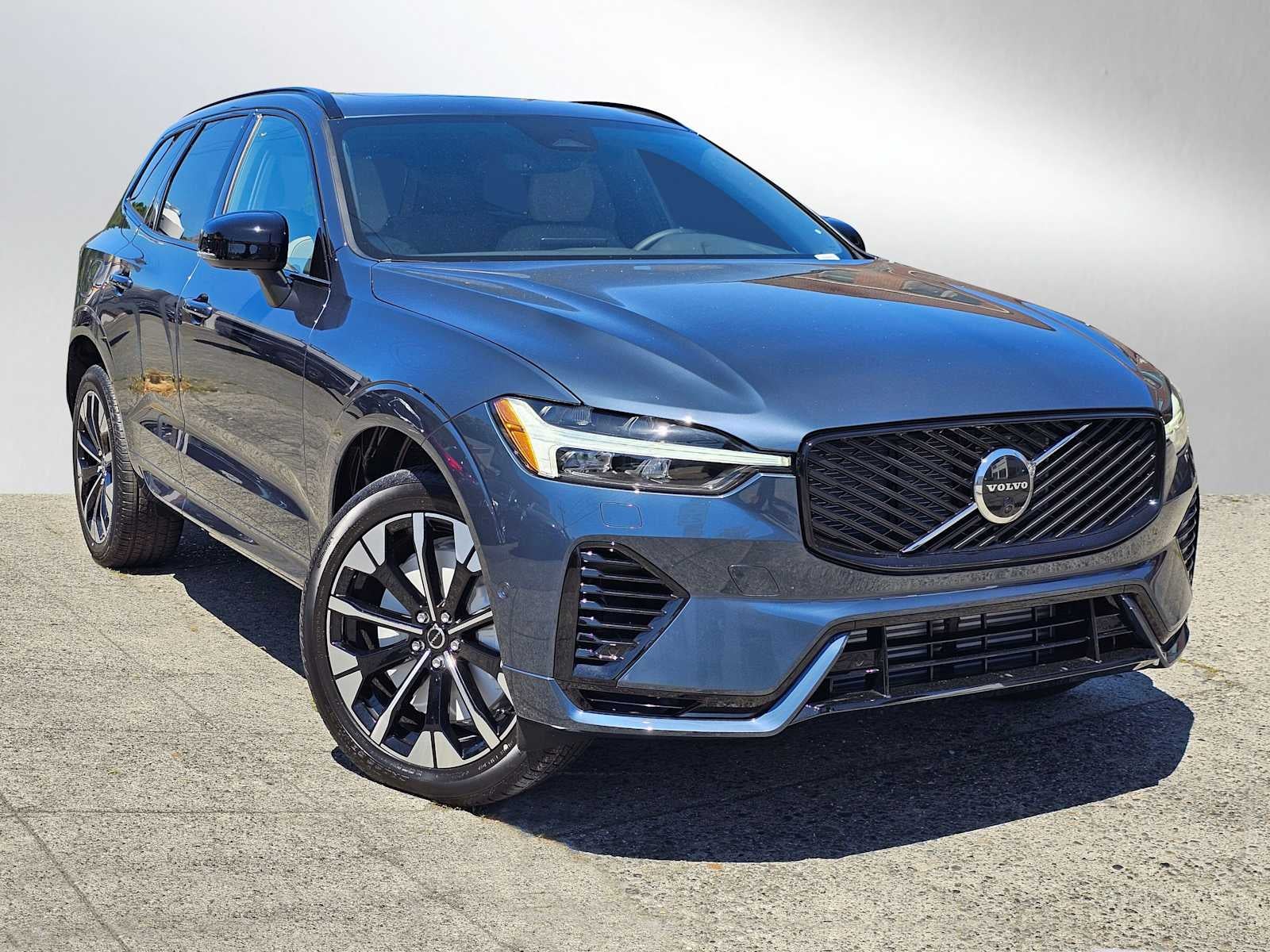 2026 Volvo XC90 Plug-In Hybrid Ultra