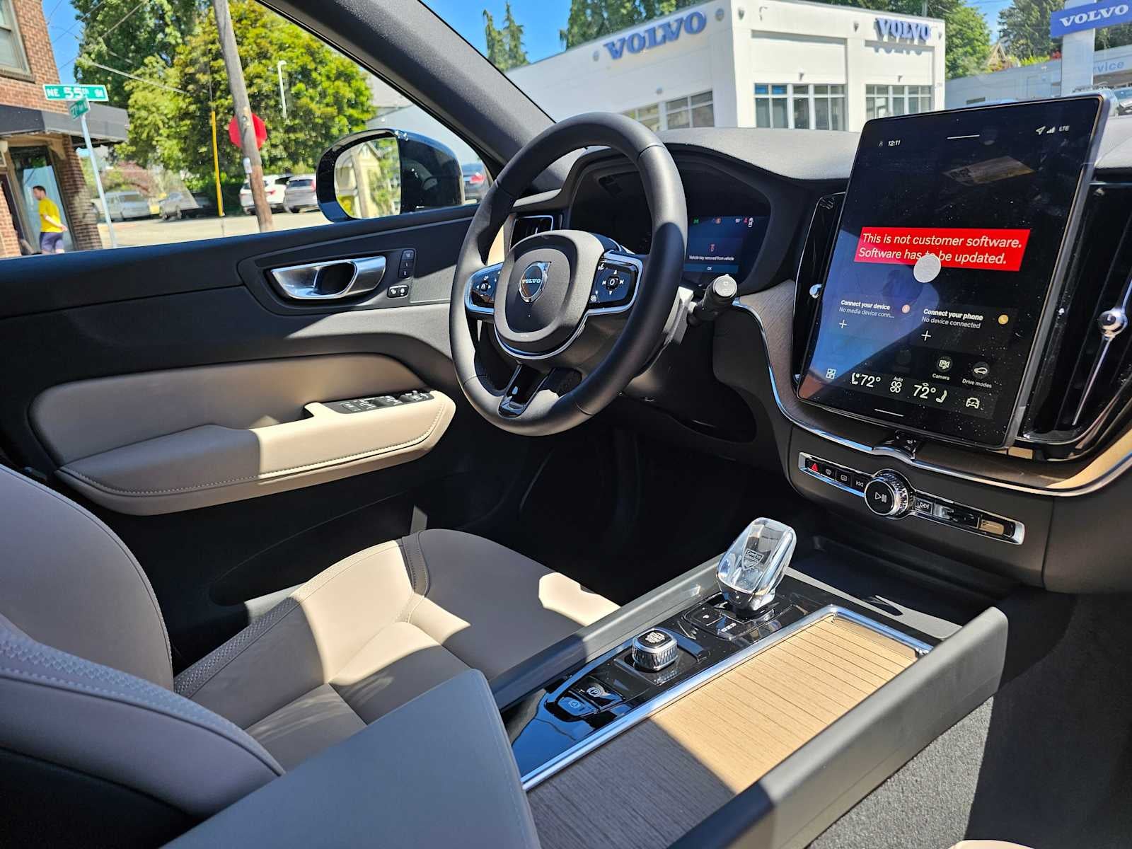 2026 Volvo XC90 Plug-In Hybrid Ultra