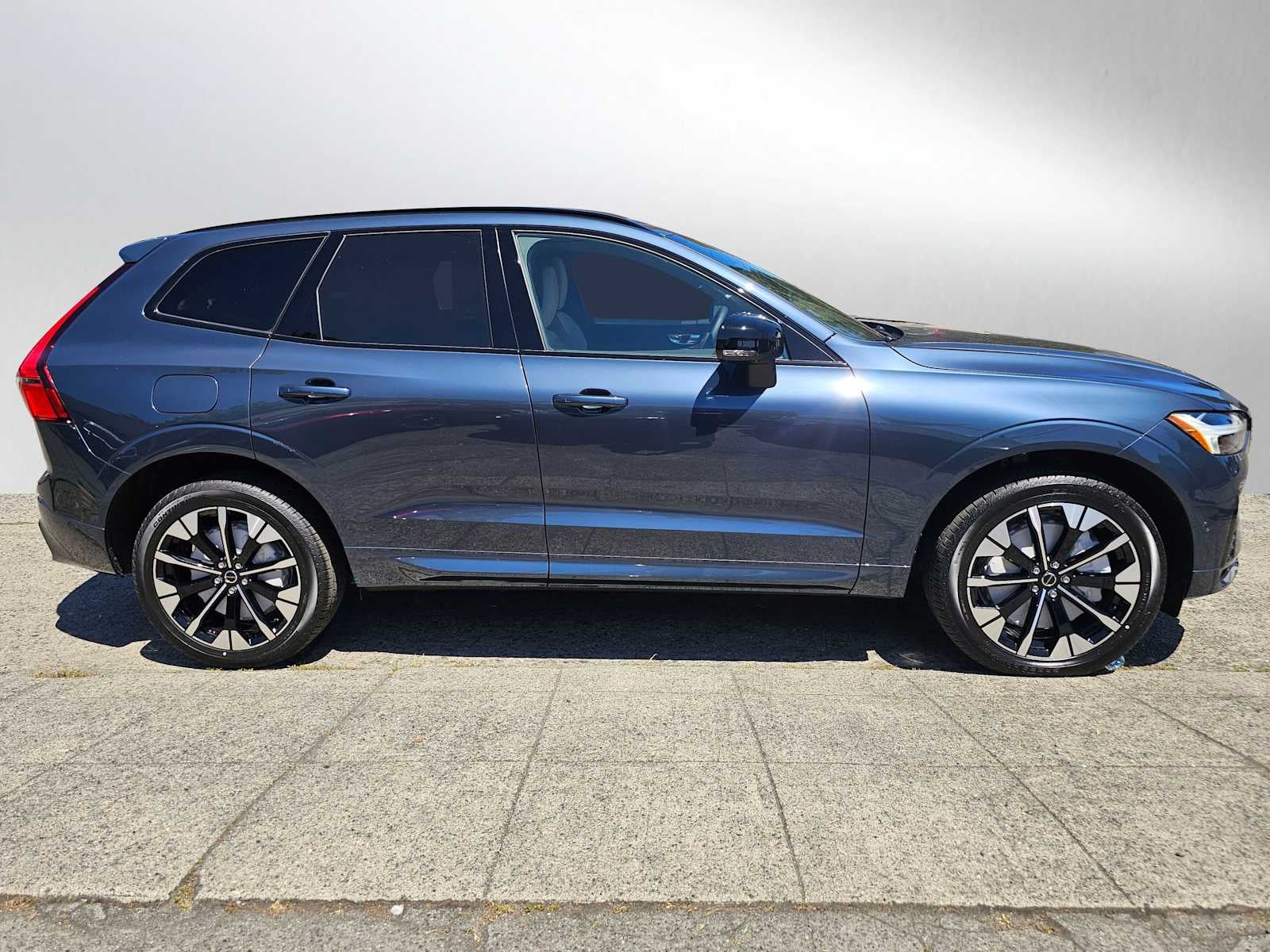 2026 Volvo XC90 Plug-In Hybrid Ultra
