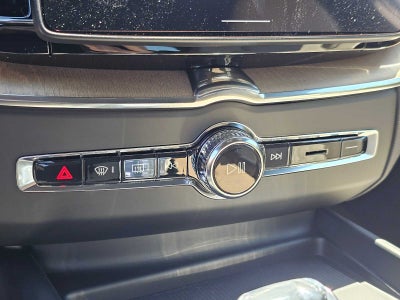 2026 Volvo XC90 Plug-In Hybrid Ultra