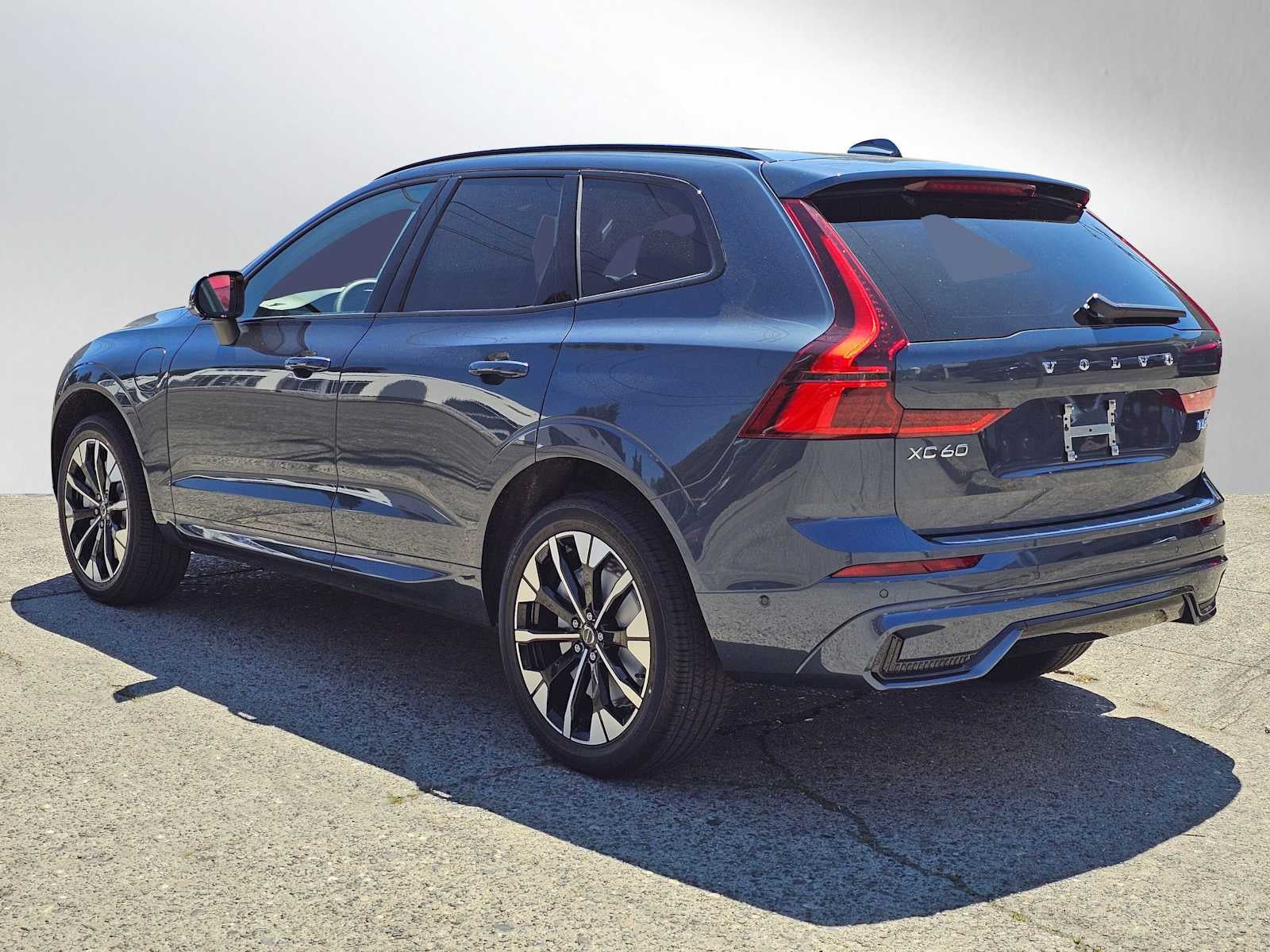 2026 Volvo XC90 Plug-In Hybrid Ultra