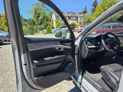 2026 Volvo XC90 Plug-In Hybrid Ultra