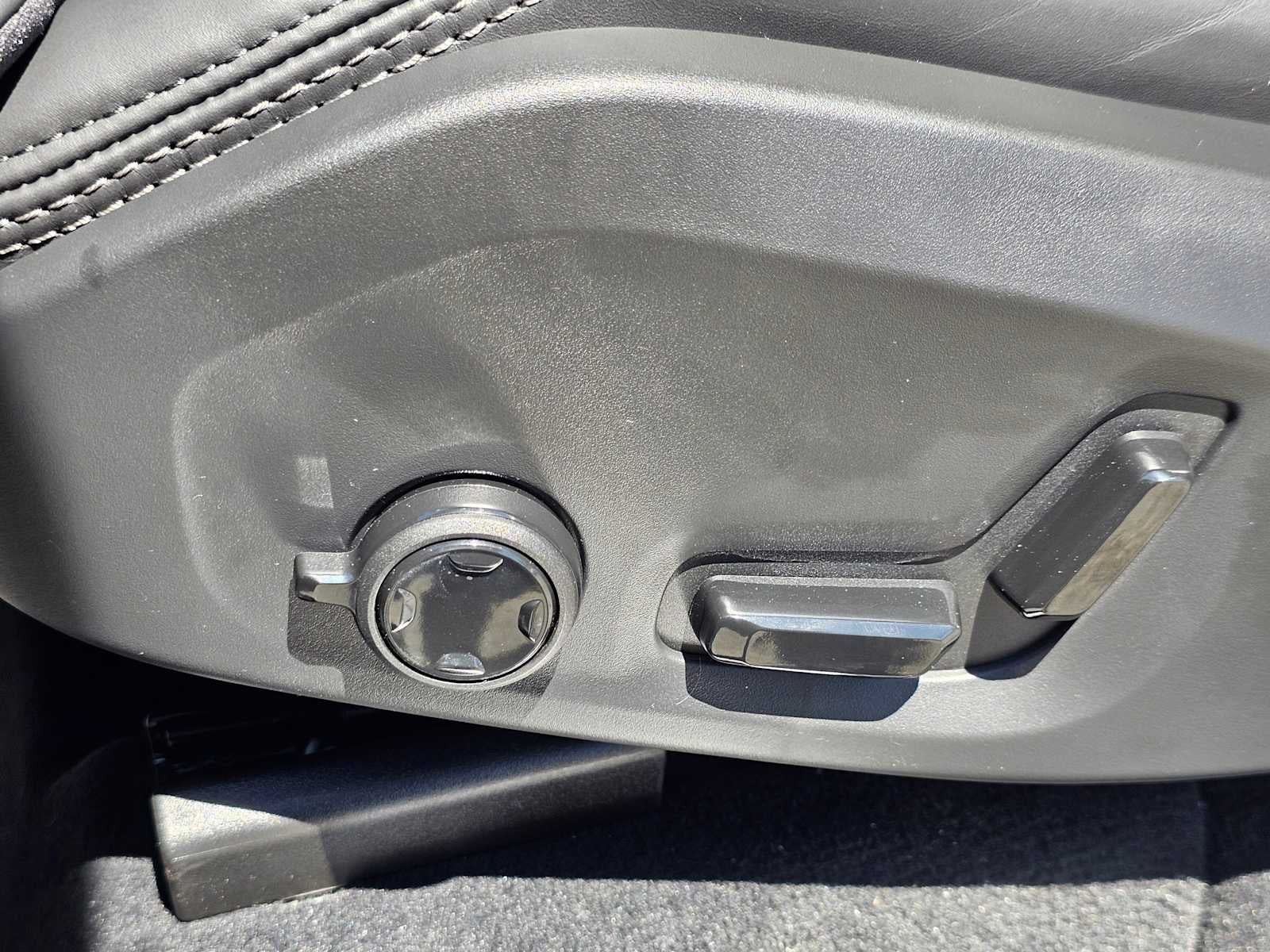 2026 Volvo XC90 Plug-In Hybrid Ultra