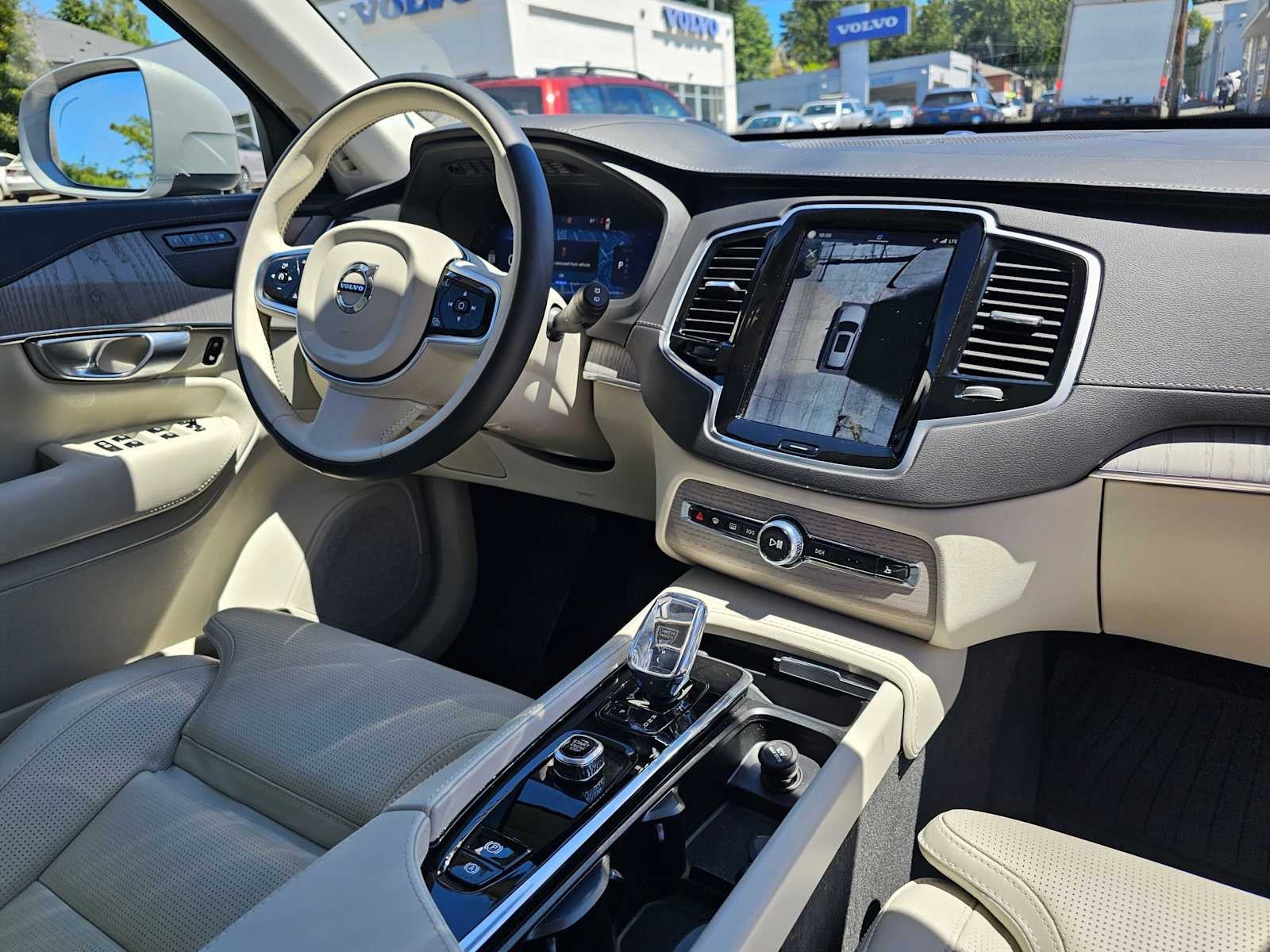 2025 Volvo XC90 Plug-In Hybrid Ultra