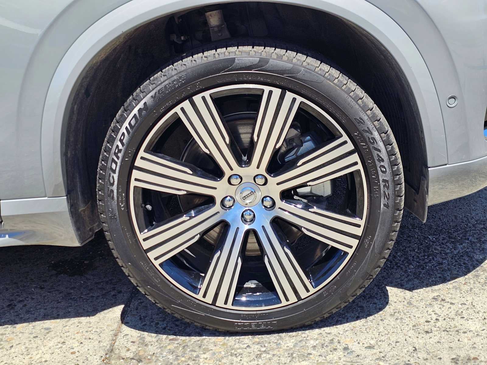 2025 Volvo XC90 Plug-In Hybrid Ultra