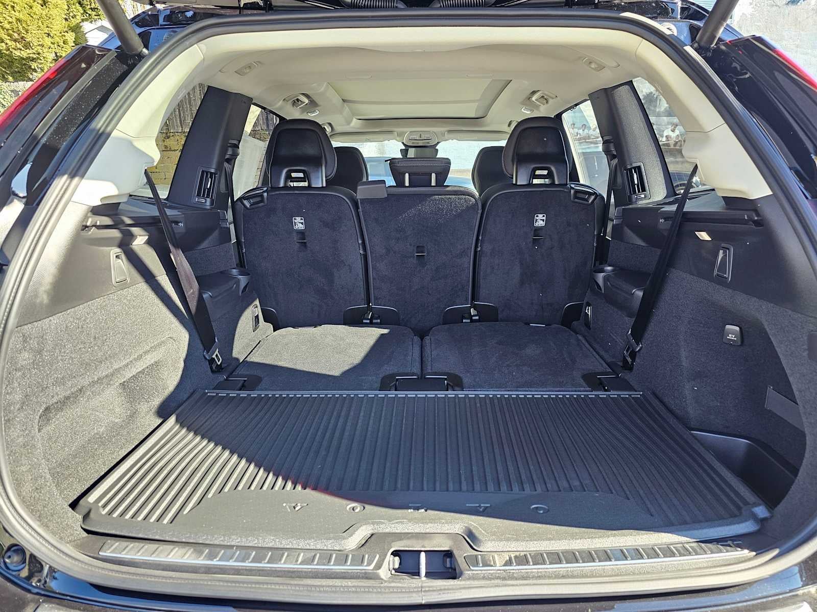 2026 Volvo XC90 Plug-In Hybrid Ultra