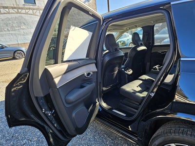 2026 Volvo XC90 Plug-In Hybrid Ultra