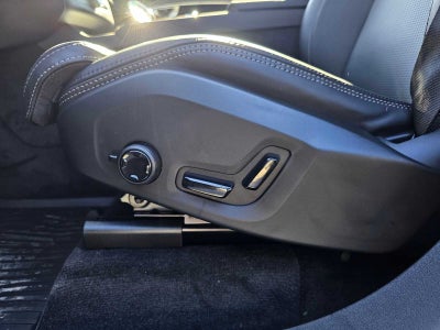 2026 Volvo XC90 Plug-In Hybrid Ultra