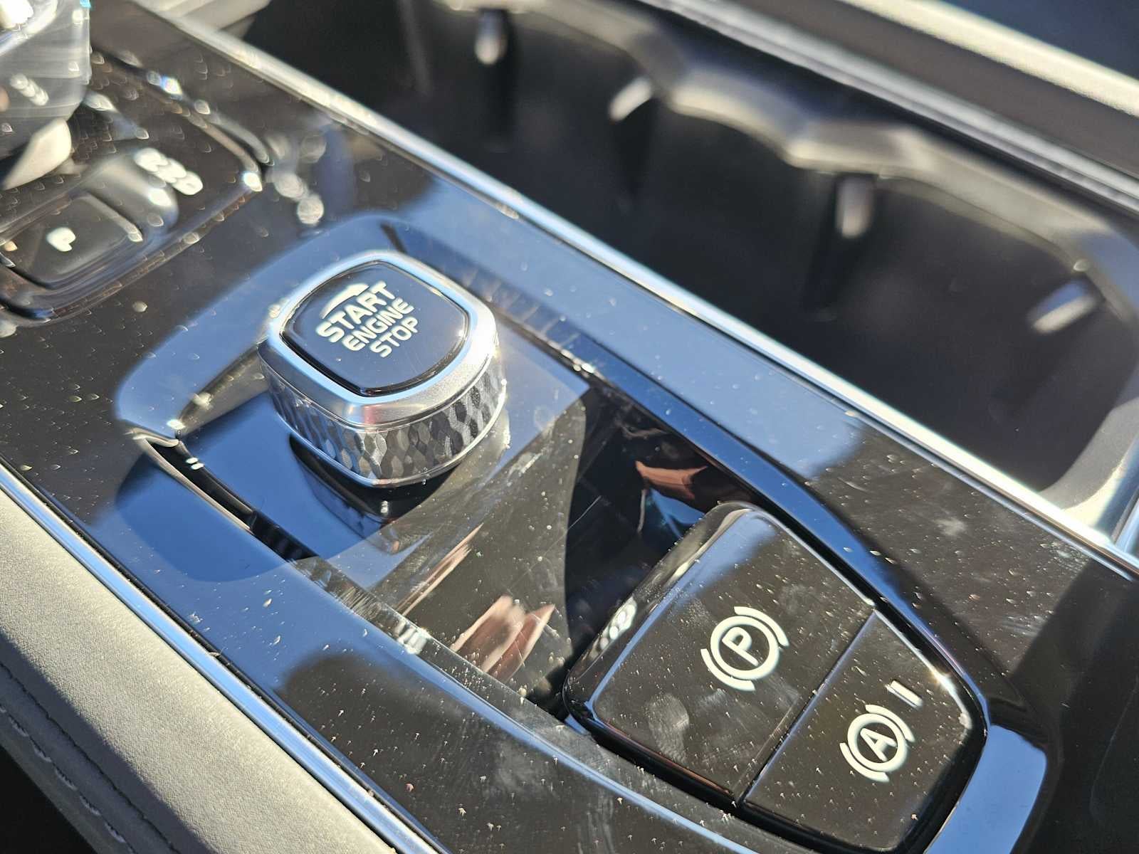 2026 Volvo XC90 Plug-In Hybrid Ultra