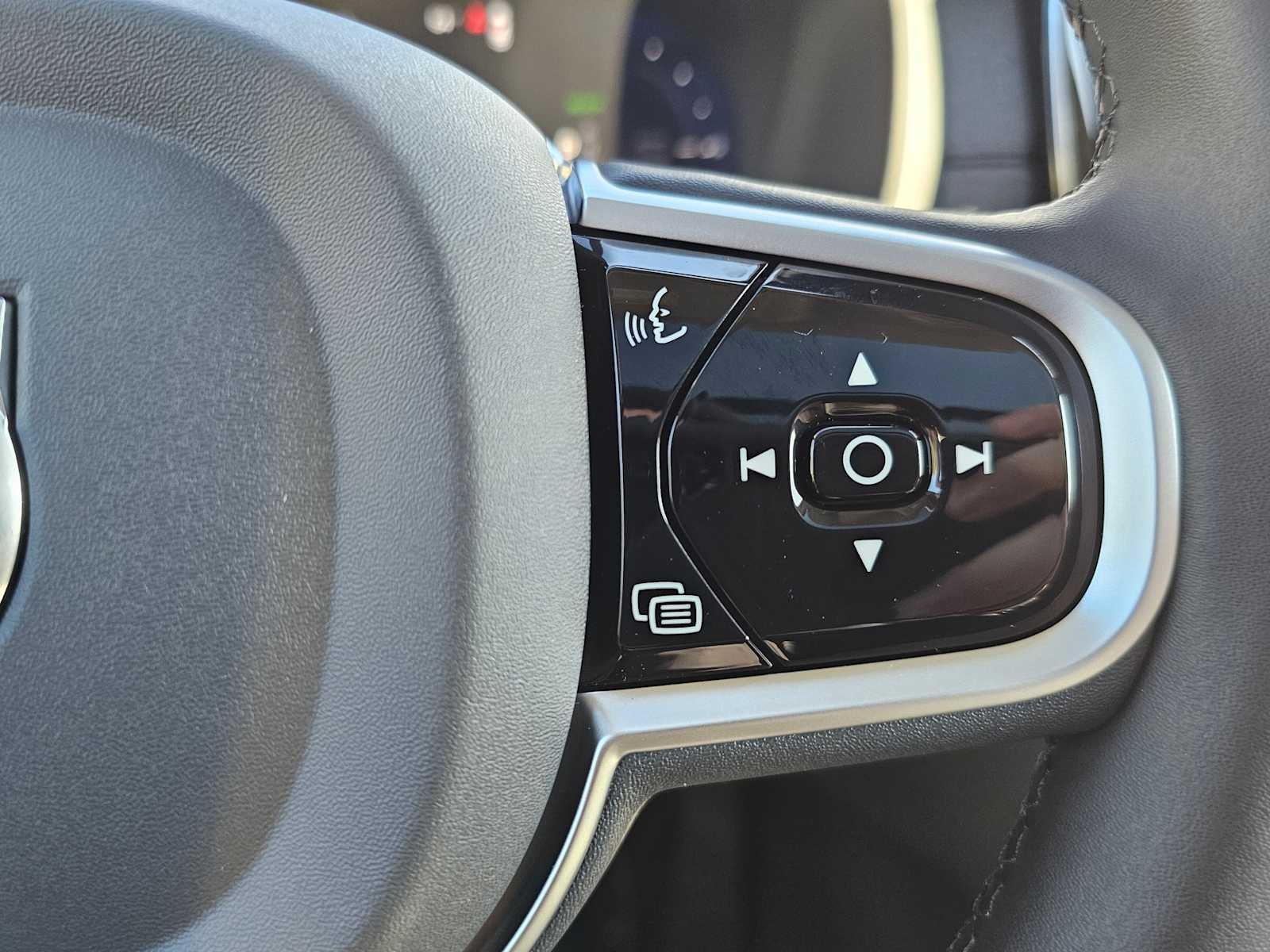 2026 Volvo XC90 Plug-In Hybrid Ultra