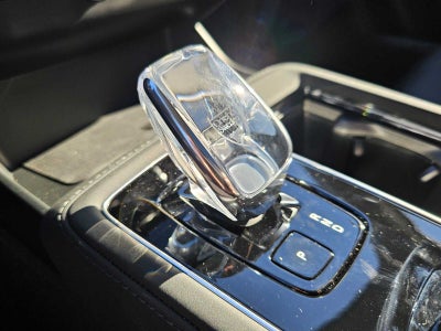 2026 Volvo XC90 Plug-In Hybrid Ultra