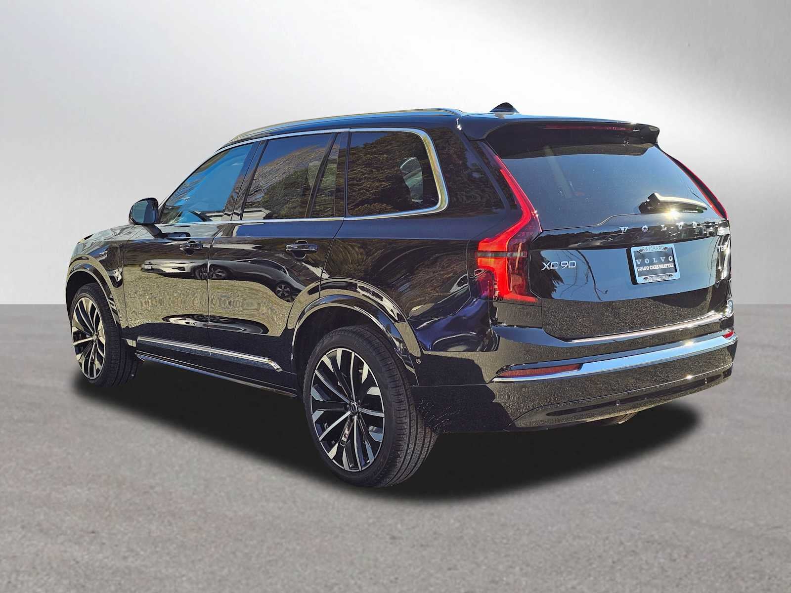 2026 Volvo XC90 Plug-In Hybrid Ultra