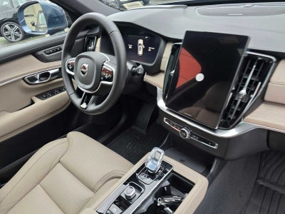 2026 Volvo XC90 Plug-In Hybrid Ultra