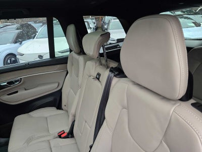 2026 Volvo XC90 Plug-In Hybrid Ultra