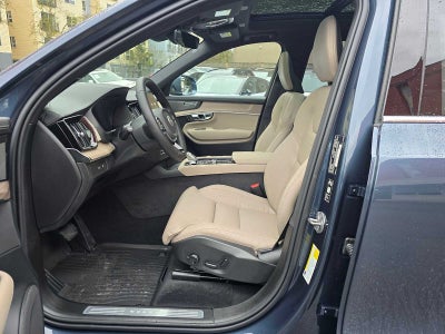 2026 Volvo XC90 Plug-In Hybrid Ultra