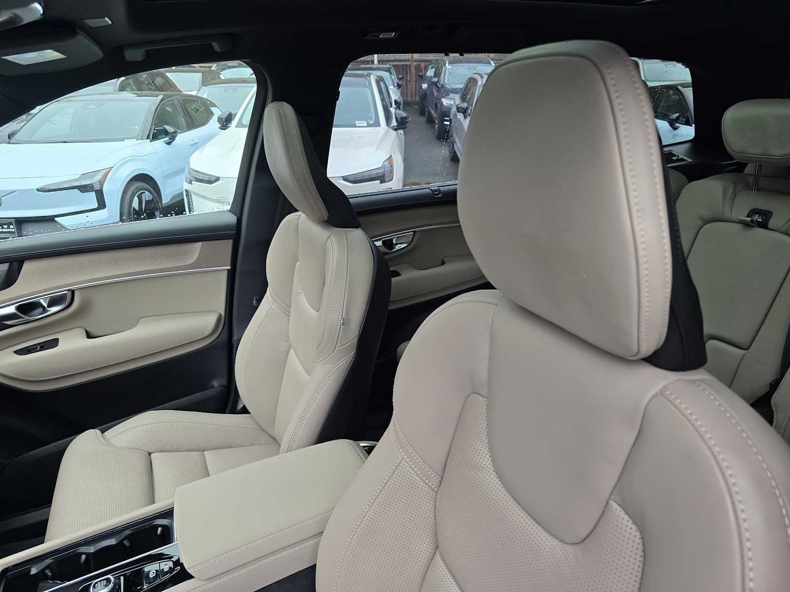 2026 Volvo XC90 Plug-In Hybrid Ultra