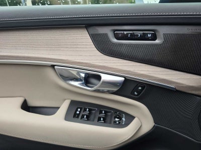 2026 Volvo XC90 Plug-In Hybrid Ultra