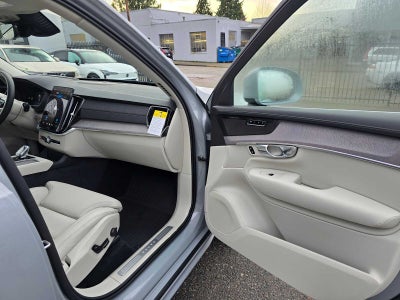 2026 Volvo XC90 Plug-In Hybrid Ultra