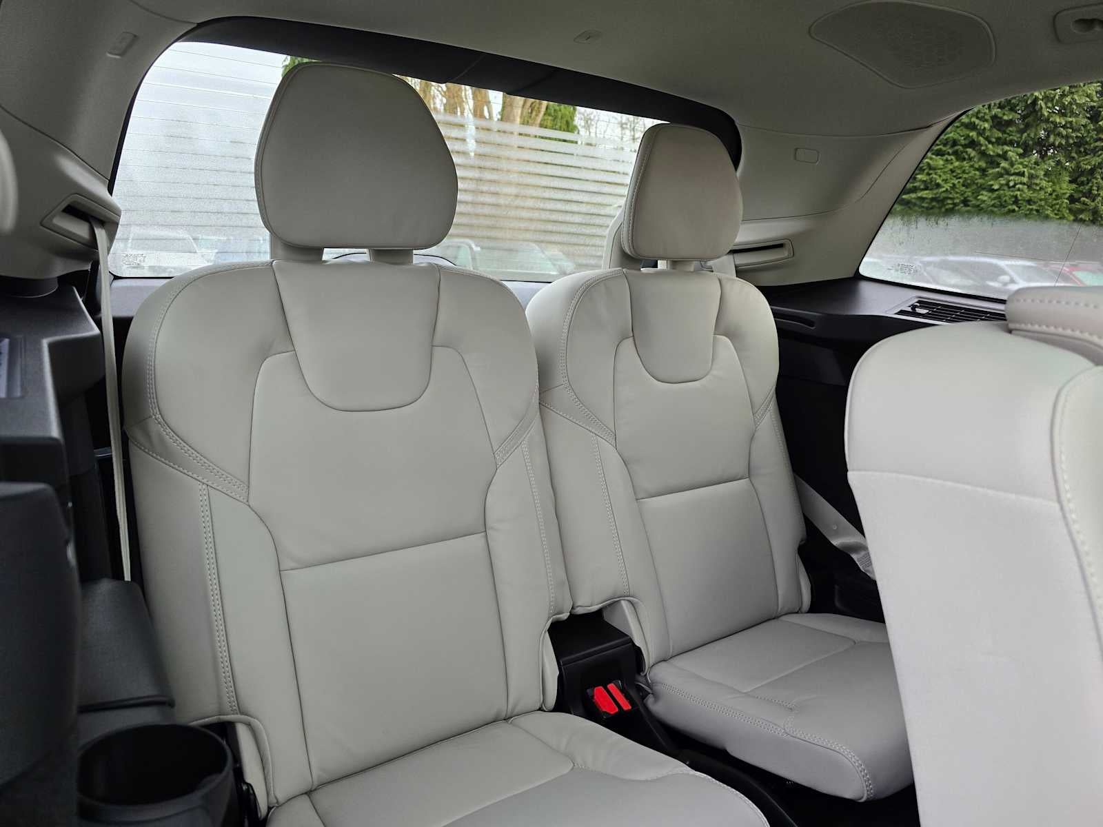 2026 Volvo XC90 Plug-In Hybrid Ultra