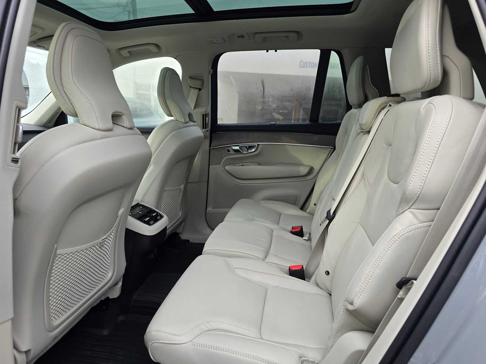 2026 Volvo XC90 Plug-In Hybrid Ultra