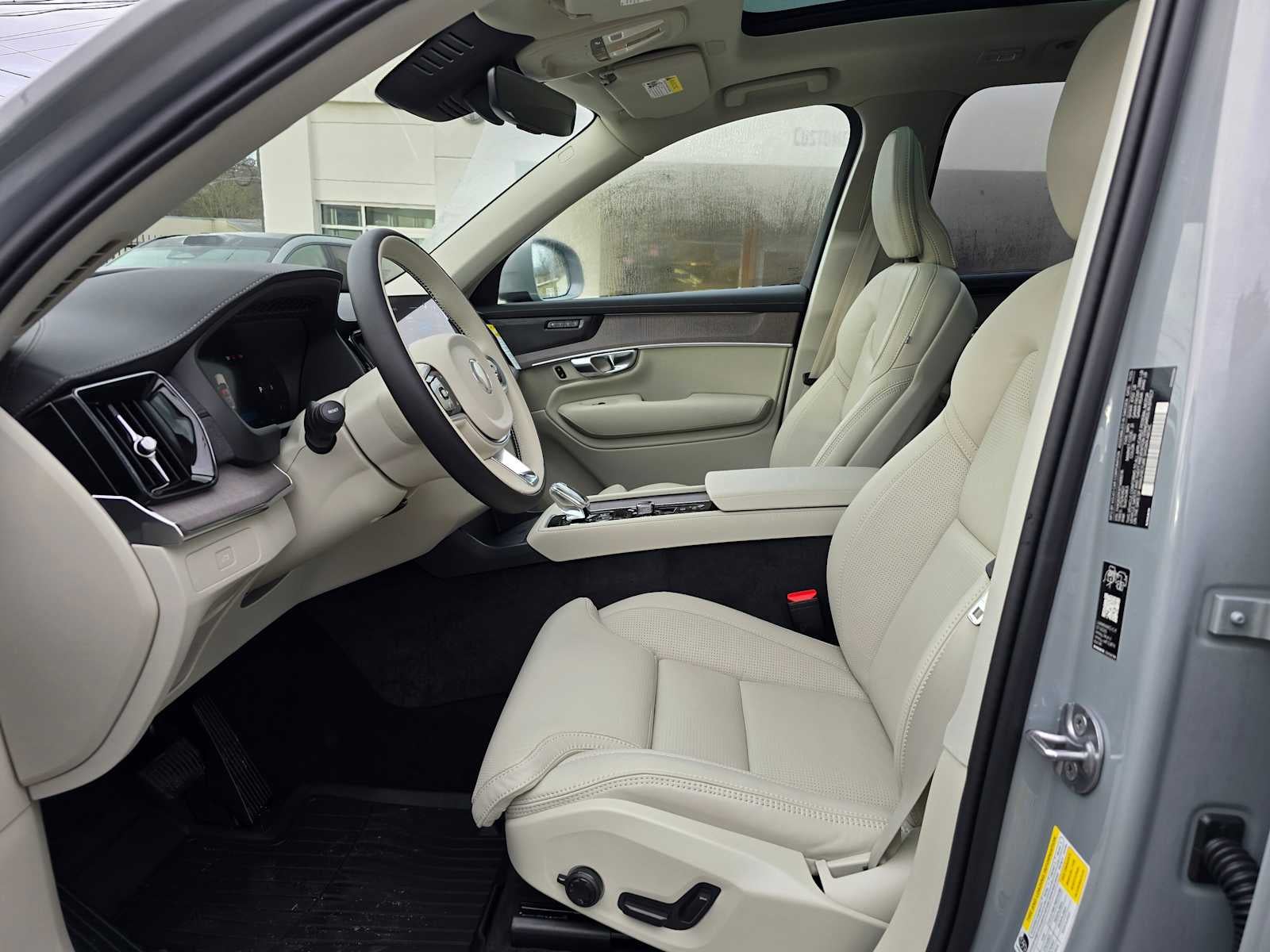 2026 Volvo XC90 Plug-In Hybrid Ultra