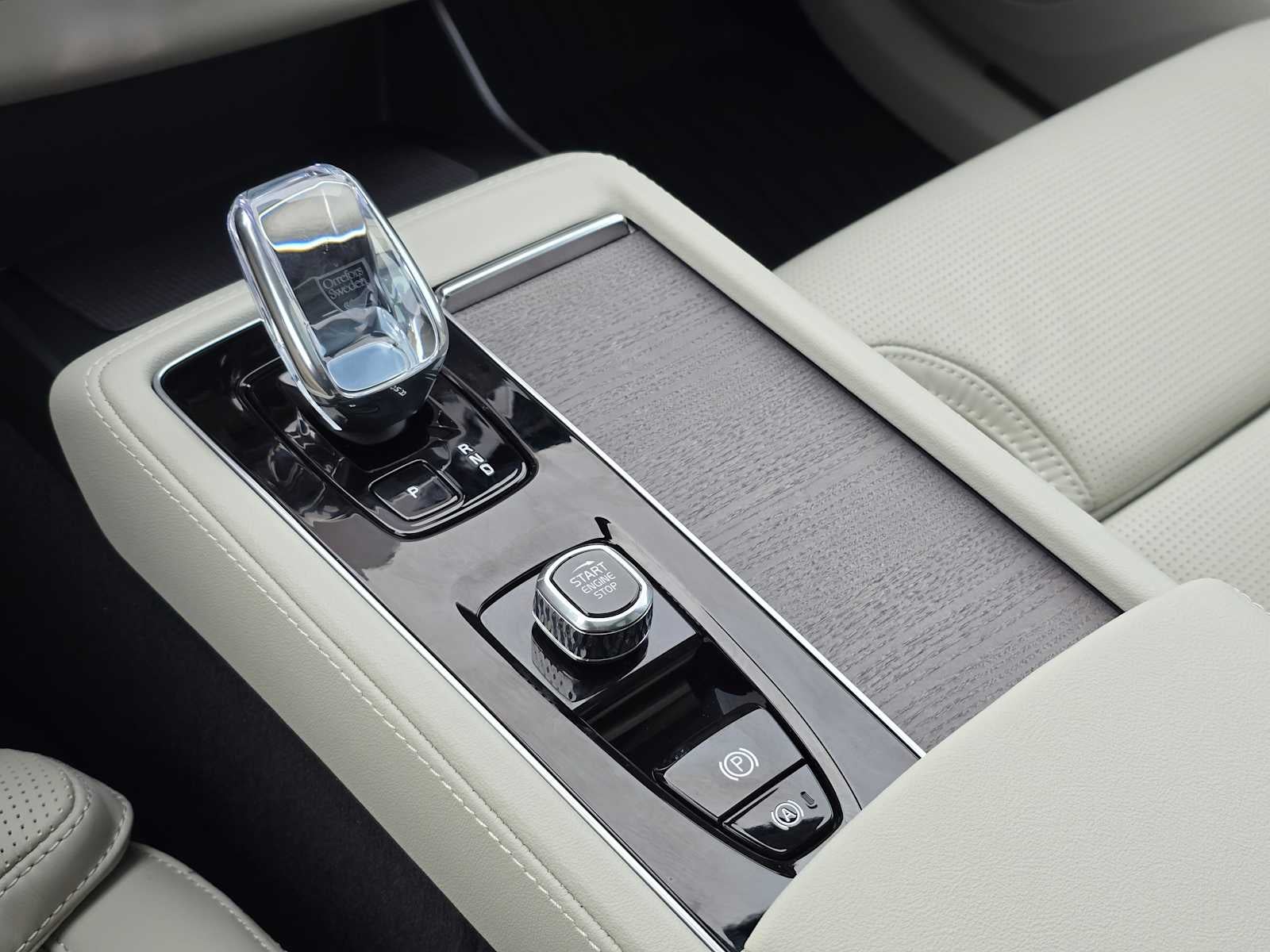 2026 Volvo XC90 Plug-In Hybrid Ultra