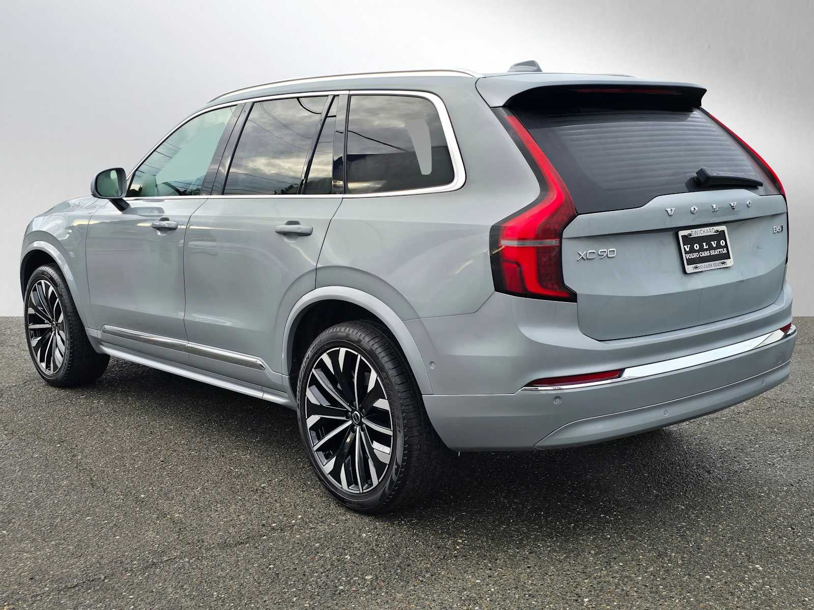 2026 Volvo XC90 Plug-In Hybrid Ultra