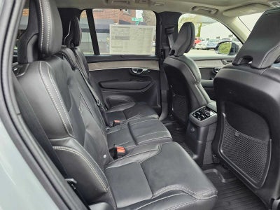 2026 Volvo XC90 Plug-In Hybrid Ultra Dark Theme