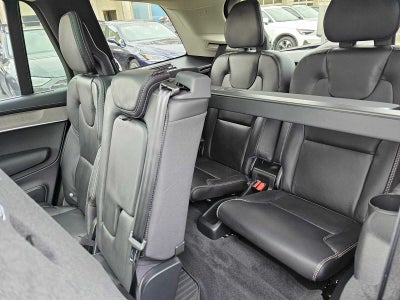 2026 Volvo XC90 Plug-In Hybrid Ultra Dark Theme