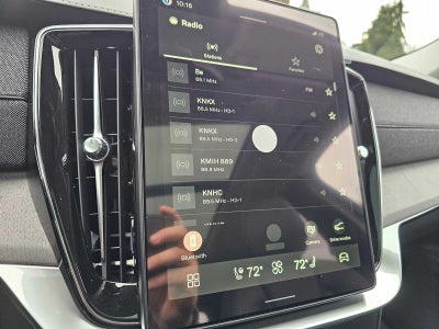 2026 Volvo XC90 Plug-In Hybrid Ultra Dark Theme