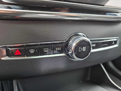 2026 Volvo XC90 Plug-In Hybrid Ultra Dark Theme