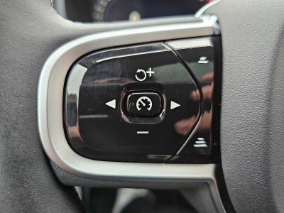 2026 Volvo XC90 Plug-In Hybrid Ultra Dark Theme