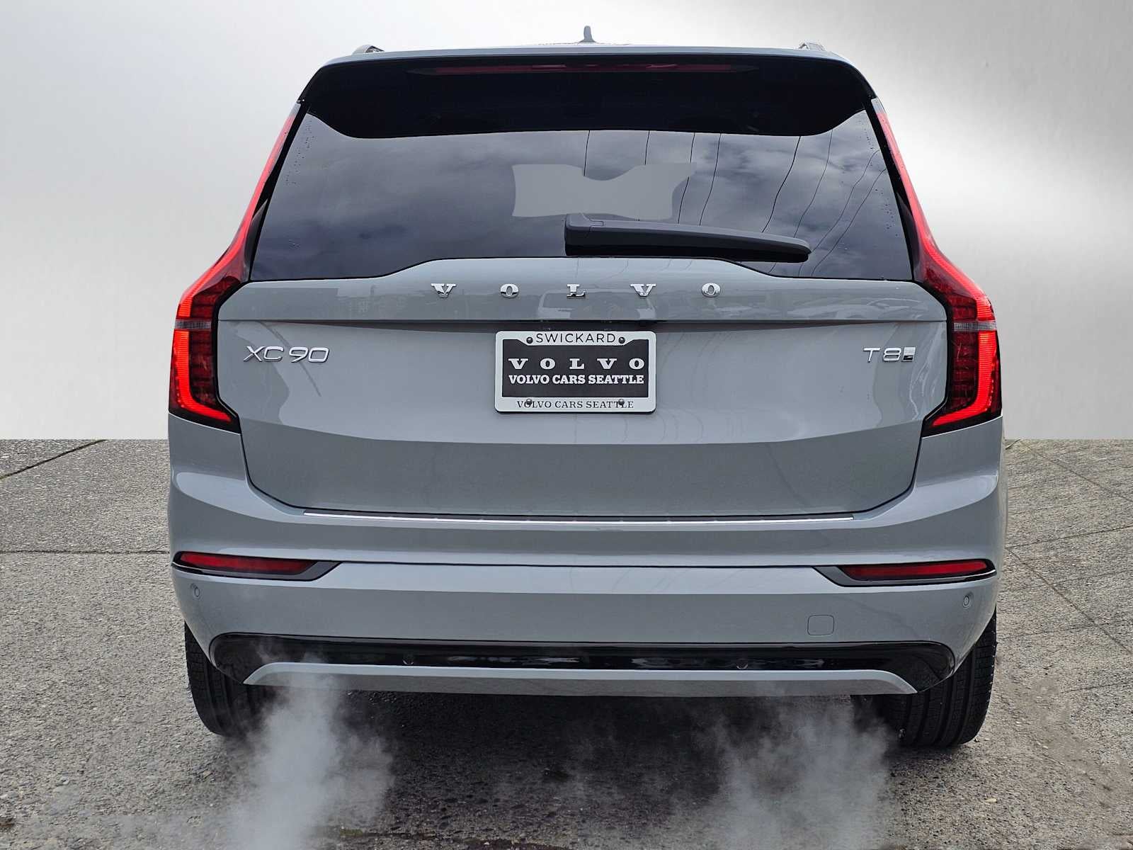 2026 Volvo XC90 Plug-In Hybrid Ultra Dark Theme