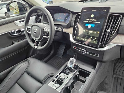 2026 Volvo XC90 Plug-In Hybrid Ultra Dark Theme