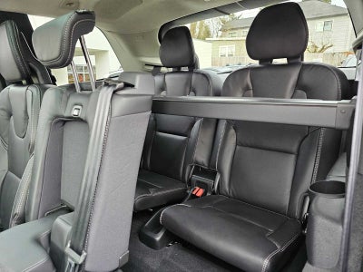 2026 Volvo XC90 Plug-In Hybrid Ultra Dark Theme