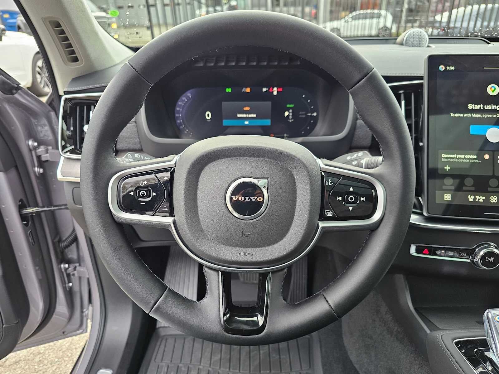 2026 Volvo XC90 Plug-In Hybrid Ultra Dark Theme