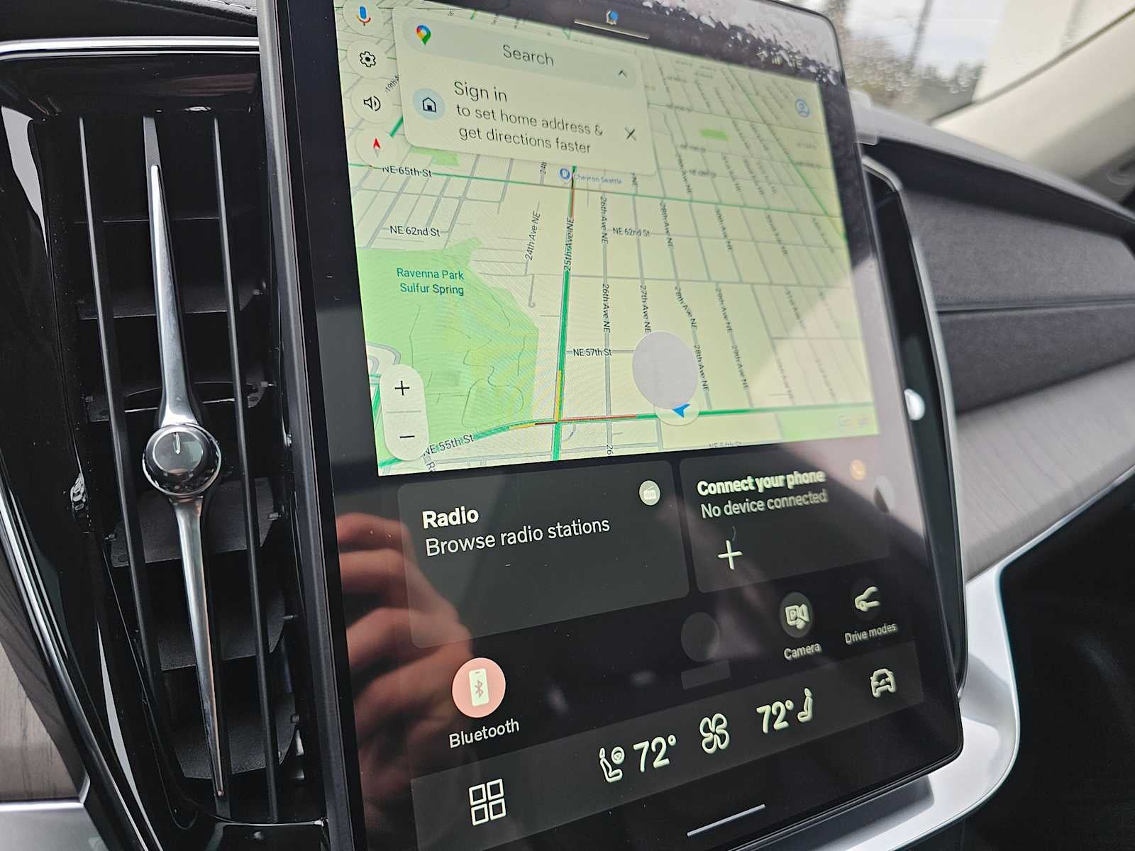 2026 Volvo XC90 Plug-In Hybrid Ultra Dark Theme
